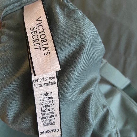 Victoria’s Secret Perfect Shape Bra - Picture 5 of 5